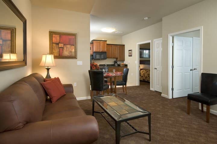 Room 10 of 24